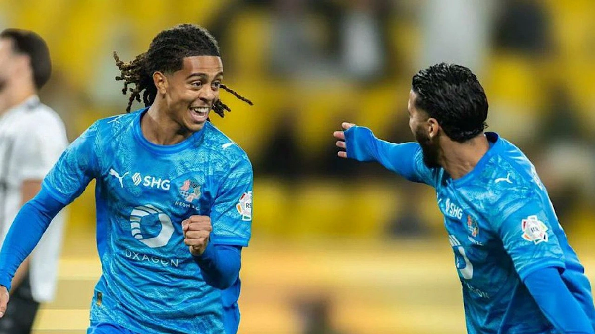 الهلال يفاوض نيوم لضم أحد لاعبيه