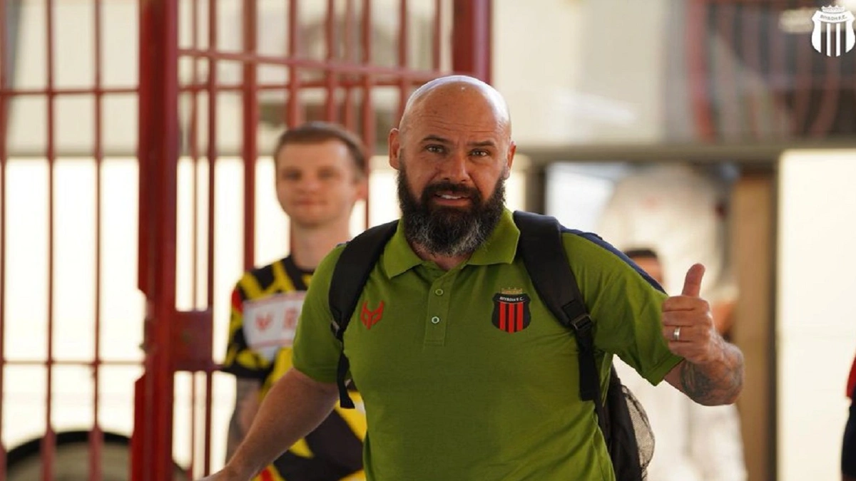 الرياض يعلن تعاقده مع ماوريسيو دولاك