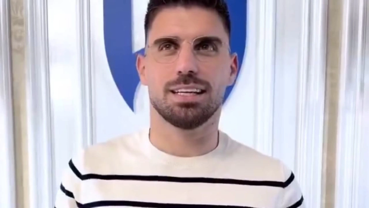 نيفيز يكشف عن أفضل مباراة له مع الهلال .. فيديو
