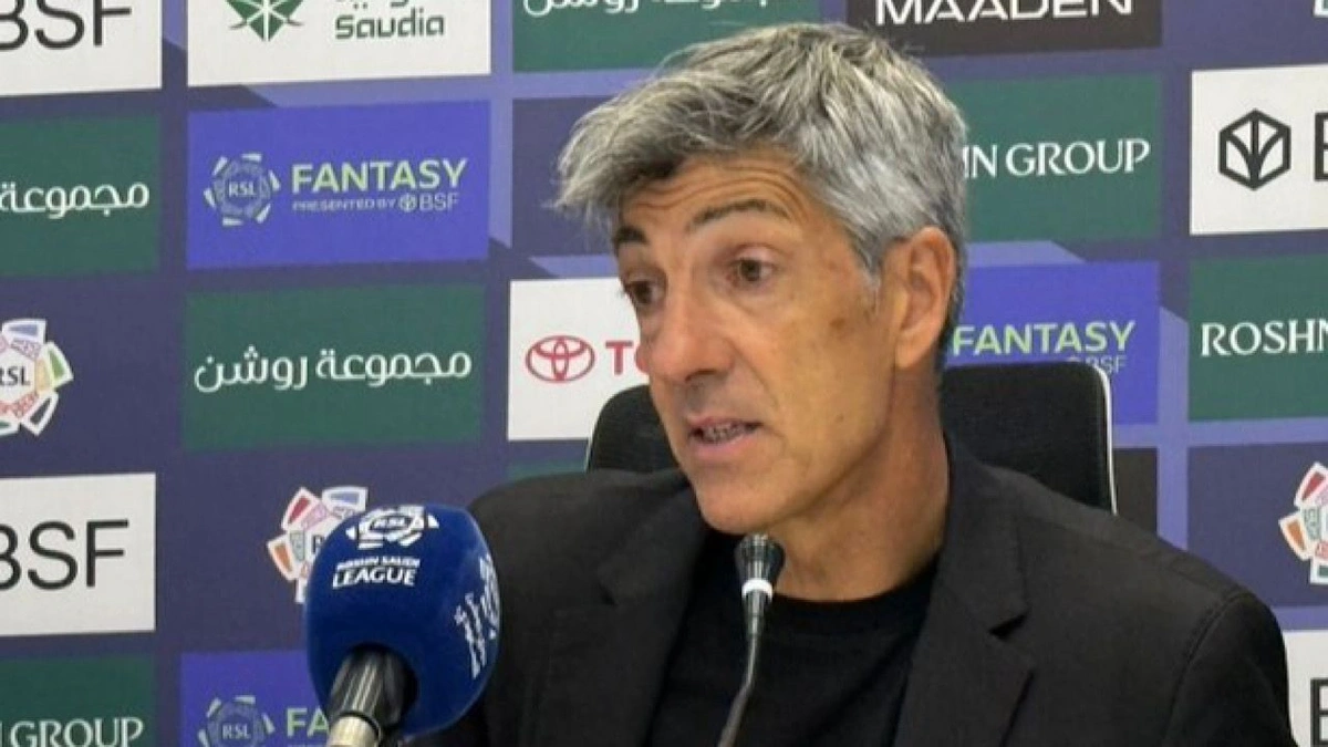 مدرب الشباب ينتقد التحكيم عقب الخسارة أمام الخلود