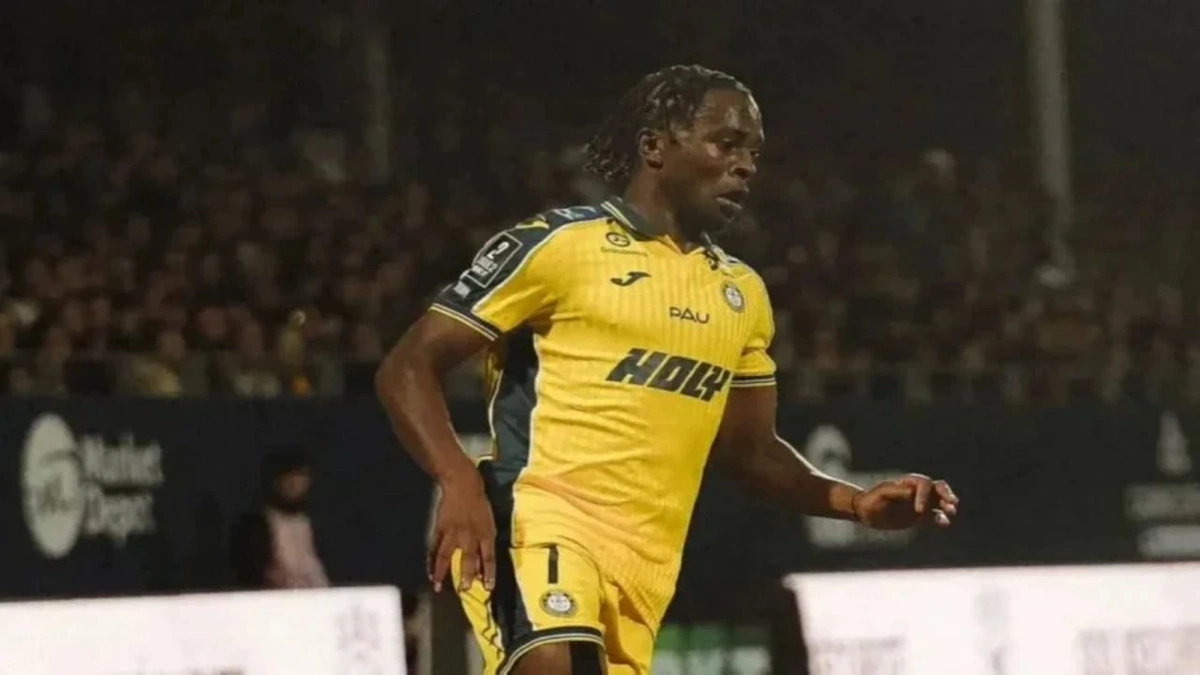 نيوم يعلن التعاقد مع اللاعب ريان ميسي