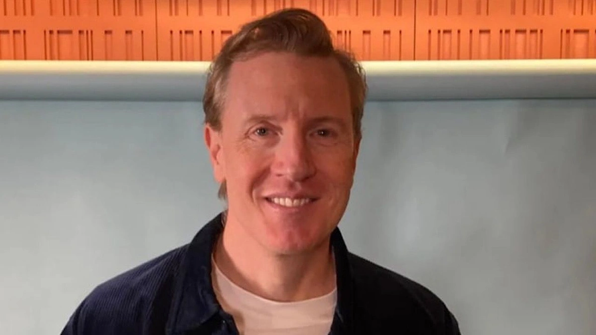 محامٍ بريطاني يثير جدلاً واسعًا بعد عودته للحياة عقب توقف قلبه 40 دقيقة