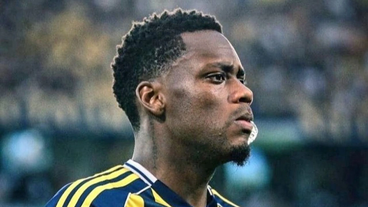 تصرف مثير للجدل من جون دوران بعد تغريمه في فنربخشً