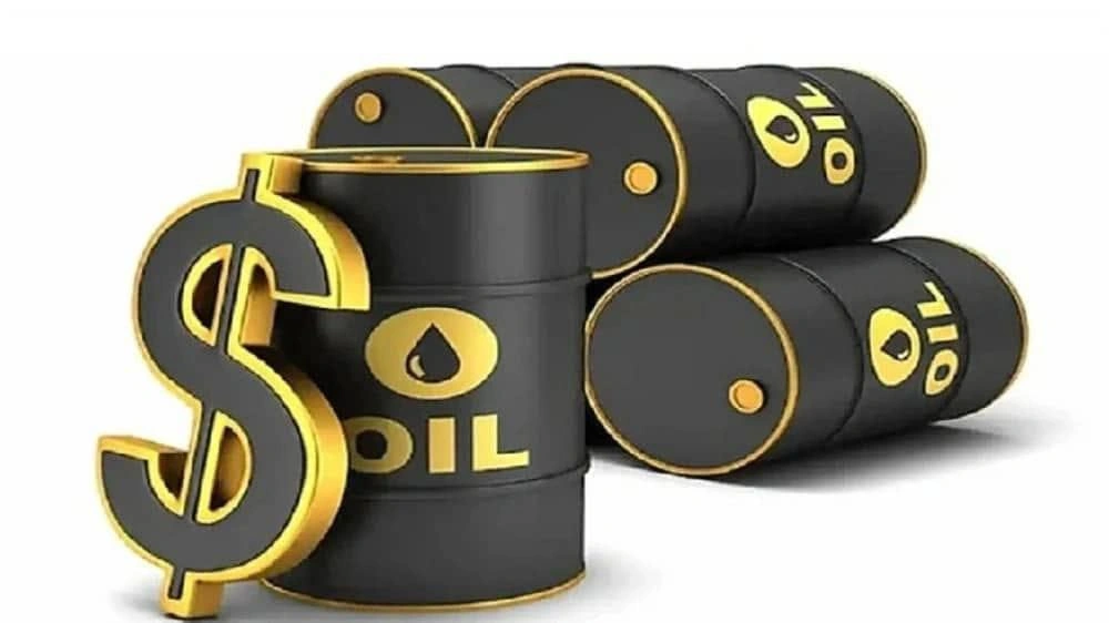 النفط يستقرّ بارتفاع العقود الآجلة للخام