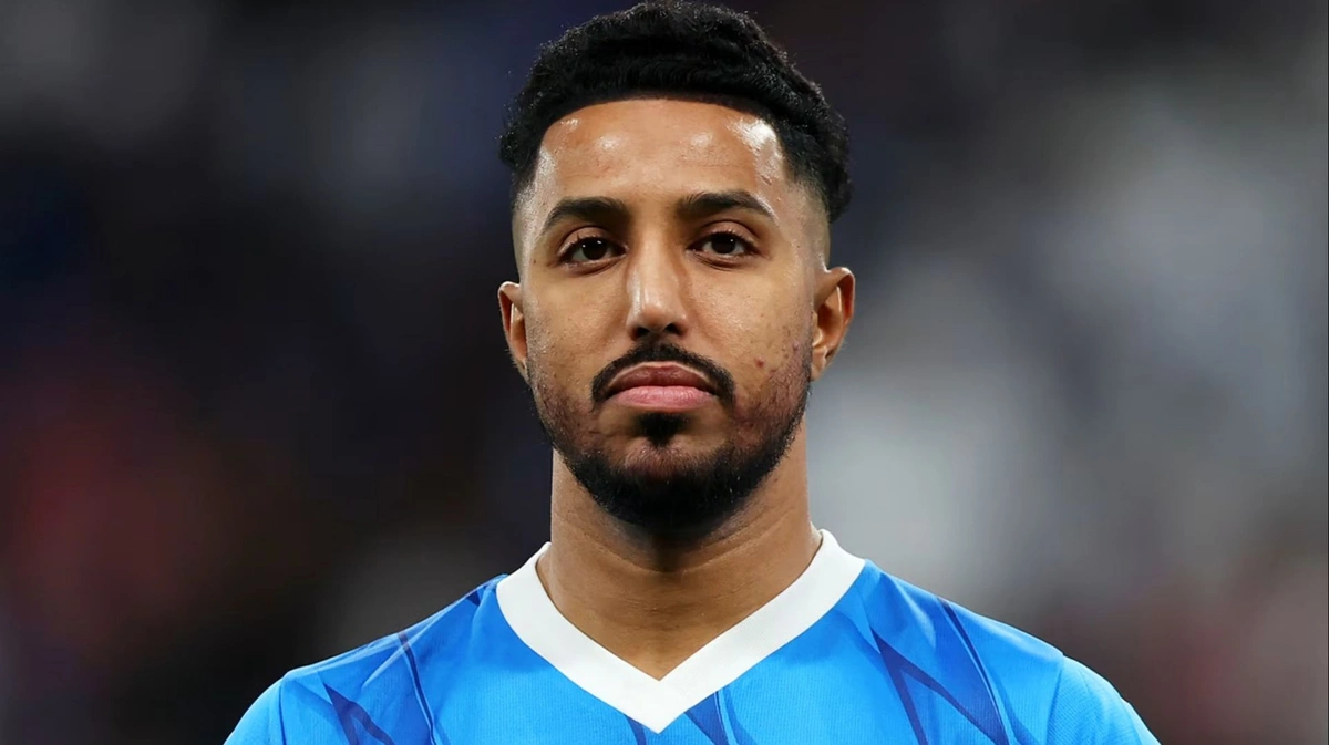 سالم الدوسري يغيب عن مواجهة الهلال وشباب الأهلي