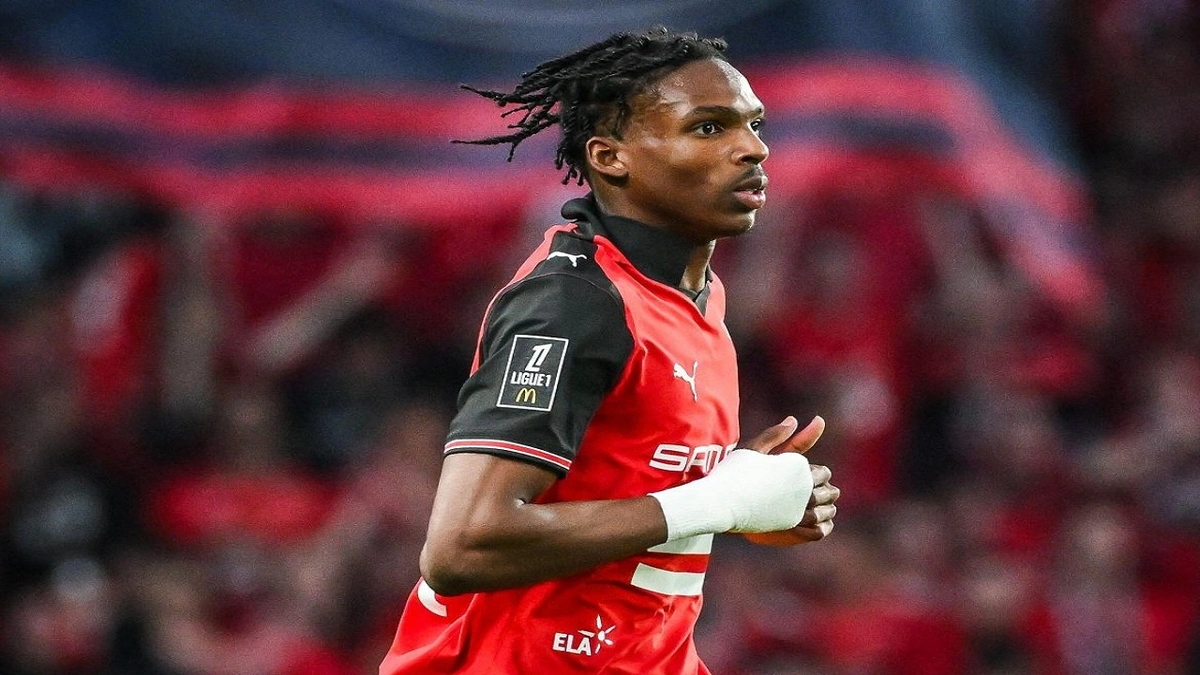 ليفربول يتعاقد مع جيريمي جاكيه