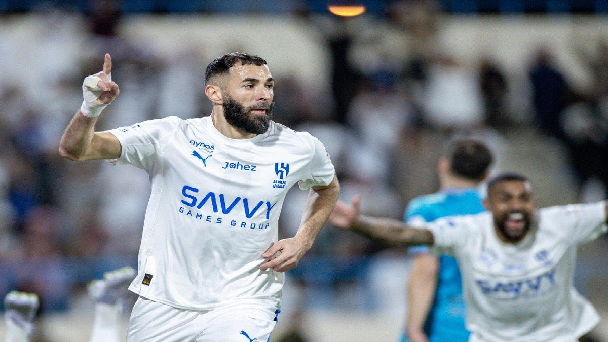 كريم بنزيما يوجه رسالة لجماهير الهلال