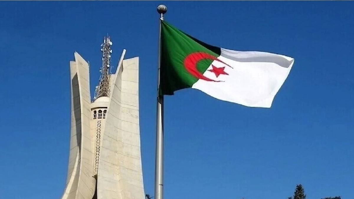 الجزائر تلغي اتفاقية الخدمات الجوية مع الإمارات