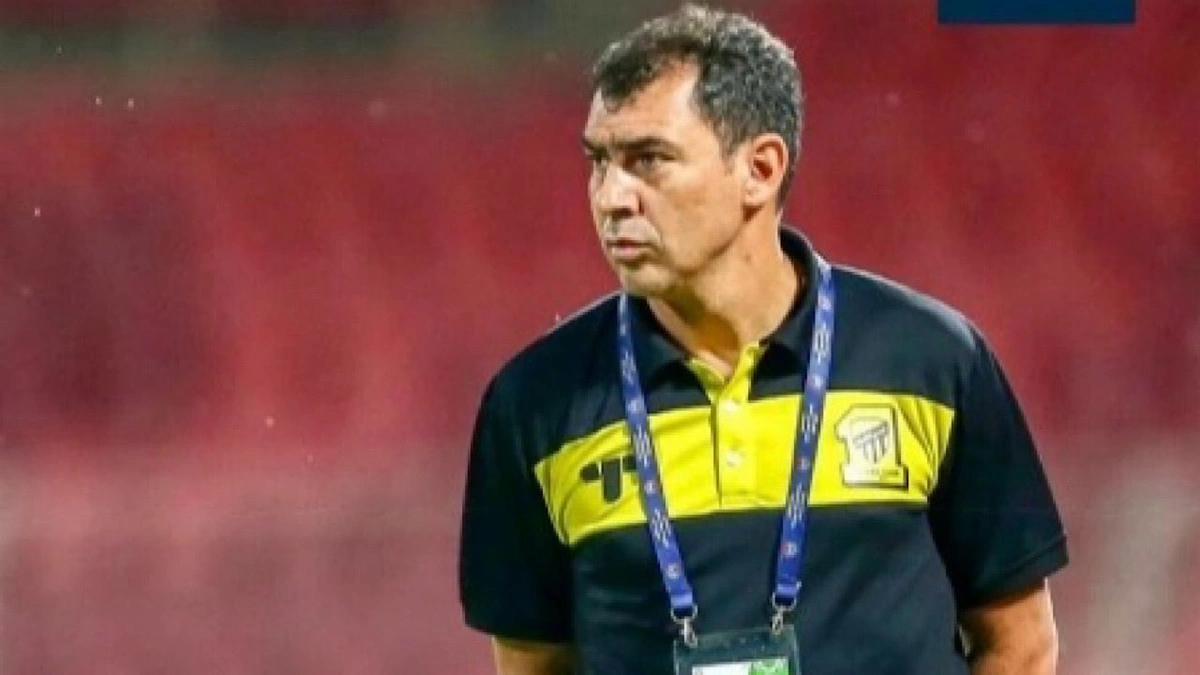 مدرب الاتحاد السابق يقترب من ضمك