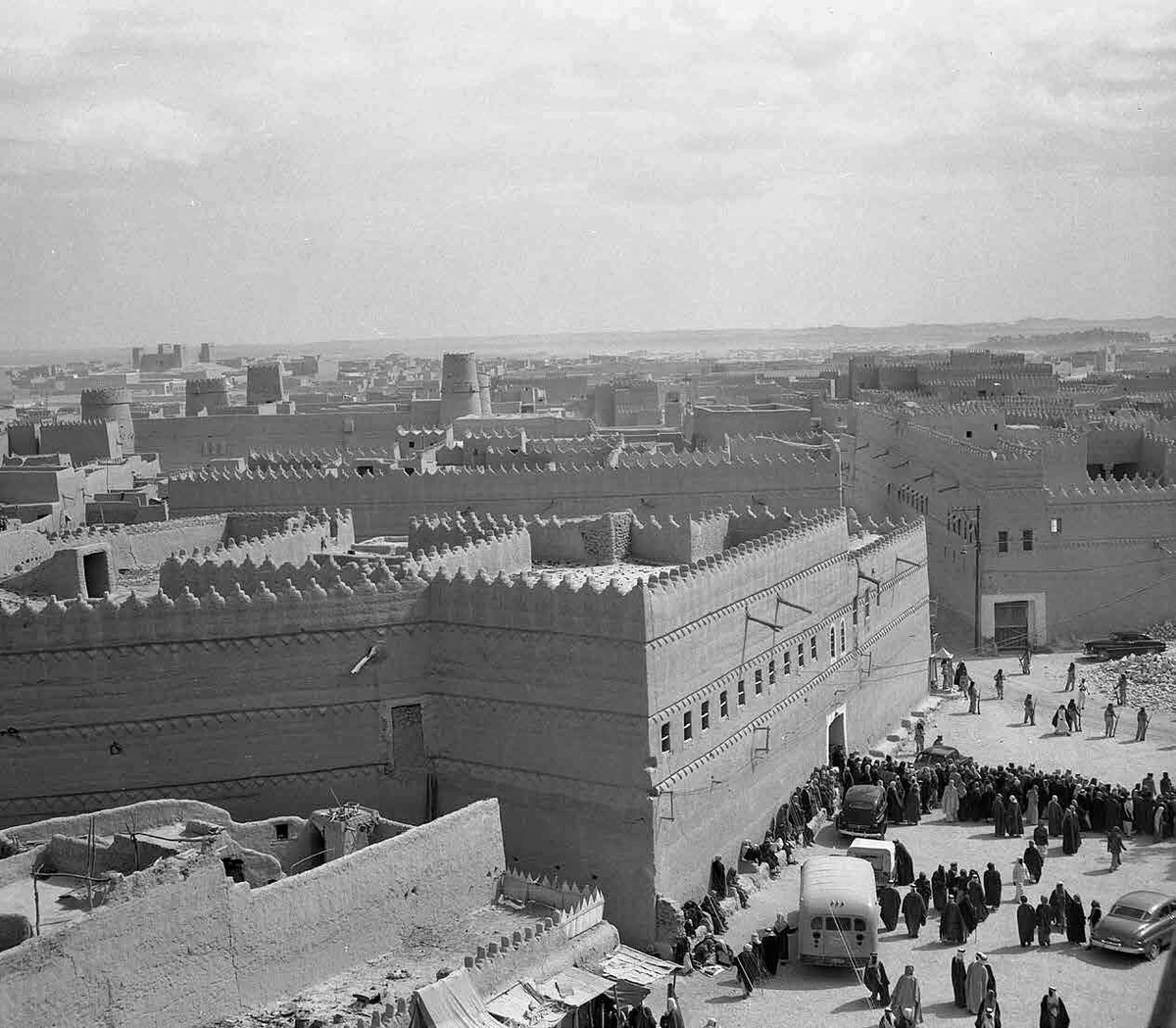 ساحة الصفاة وتفاصيل جميلة من زمن قديم