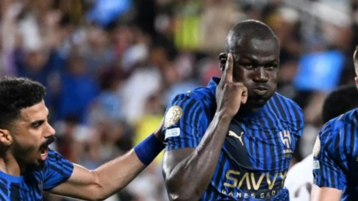 كوليبالي : سعيد بتجديد عقدي مع الهلال