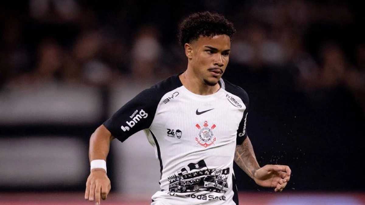 إصابة كايو سيزار بتمزق أوتار الركبة