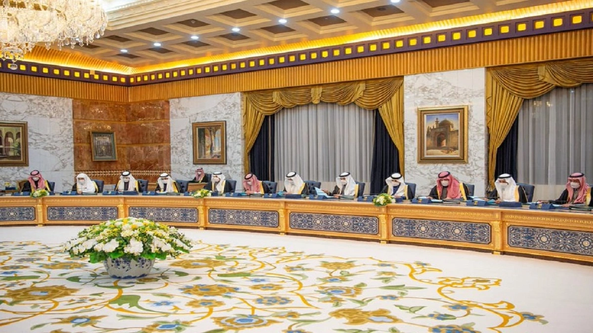 مجلس الوزراء يوافق على اتفاقية الربط بالقطار الكهربائي السريع مع قطر