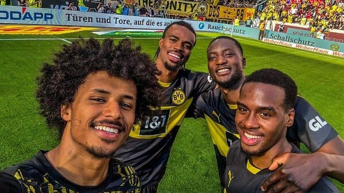 النمسا تكسب ولاء لاعب بوروسيا دورتموند  قبل كأس العالم