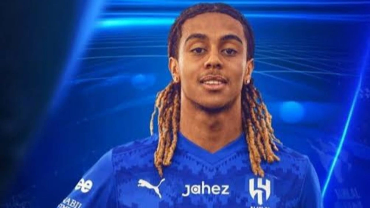 سايمون بوابري يصل الرياض تمهيدًا لتوقيعه رسميًا مع الهلال