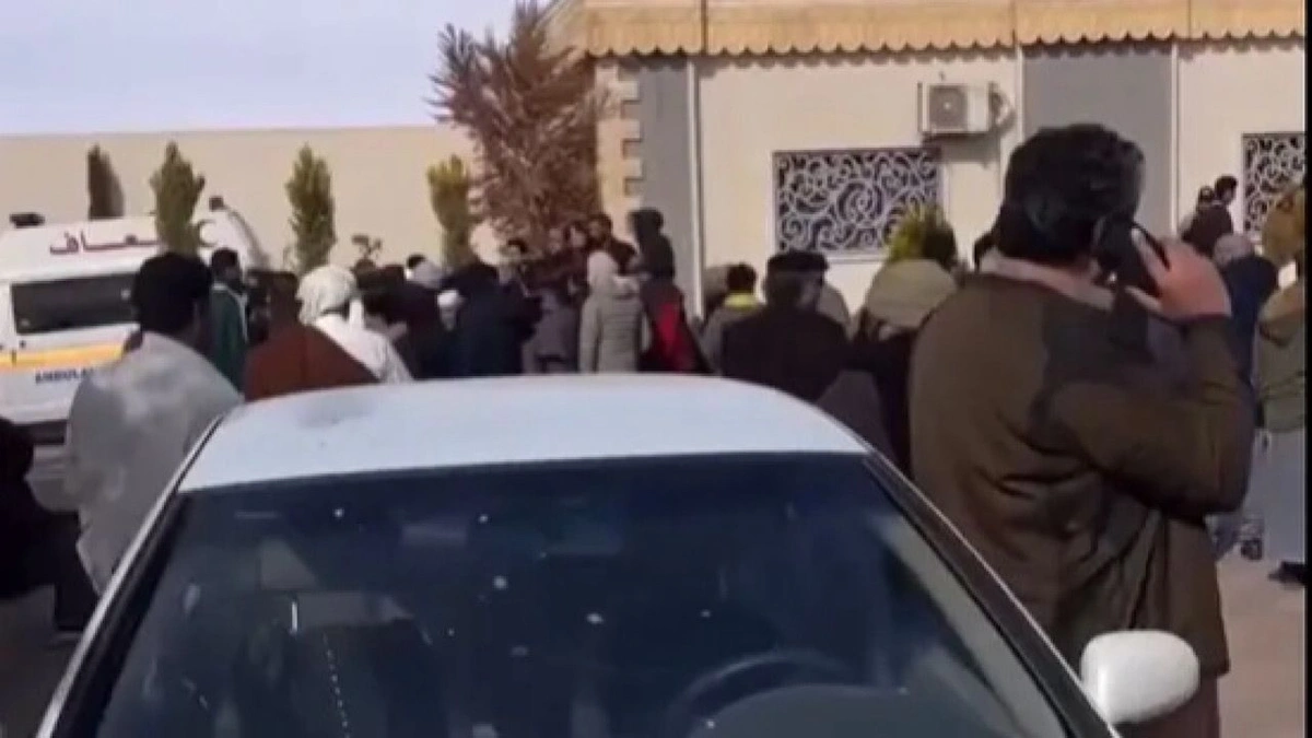 قبيلة القذاذفة تتسلم جثمان سيف الإسلام القذافي