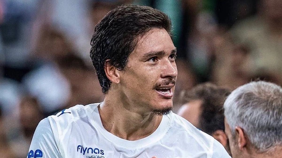 داروين نونيز يحسم موقفه من الرحيل المؤقت قبل كأس العالم