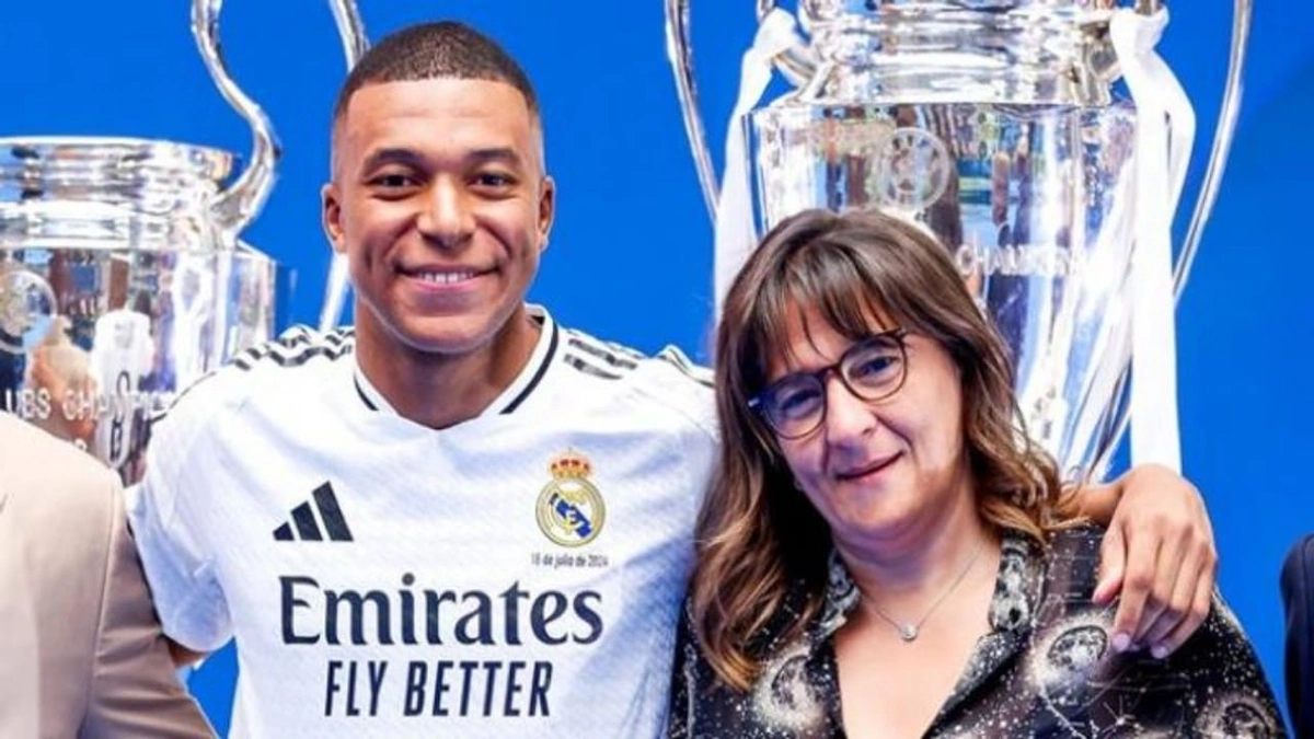 راتب والدة مبابي يتخطى 7 نجوم في ريال مدريد