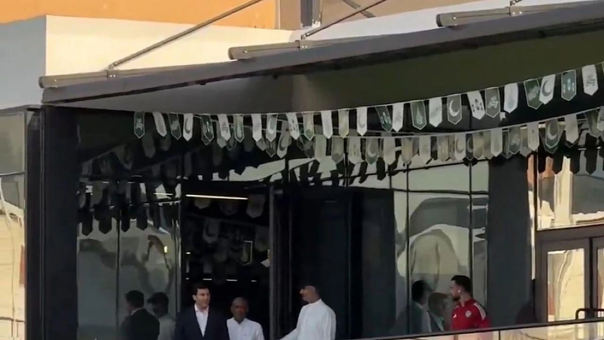 الأهلي يتزيّن بزينة رمضانية استعداداً للشهر الفضيل .. فيديو