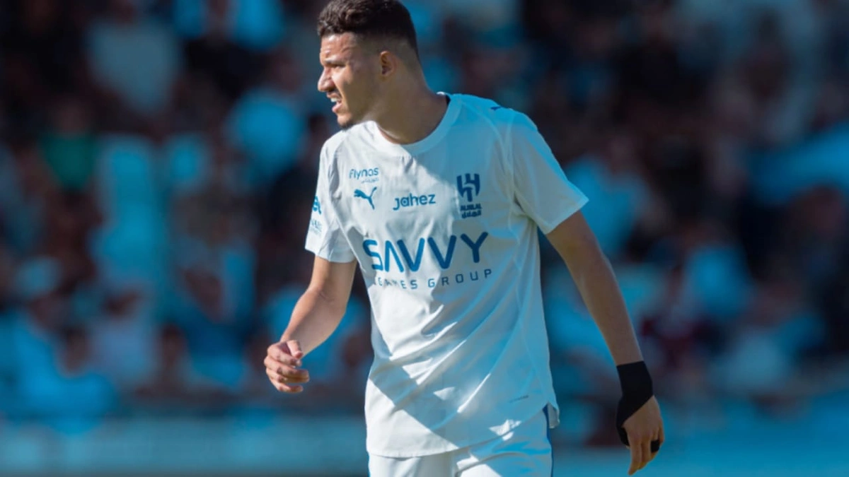 النصر يرفع تسجيل الحمدان تمهيدًا لمواجهة الاتحاد