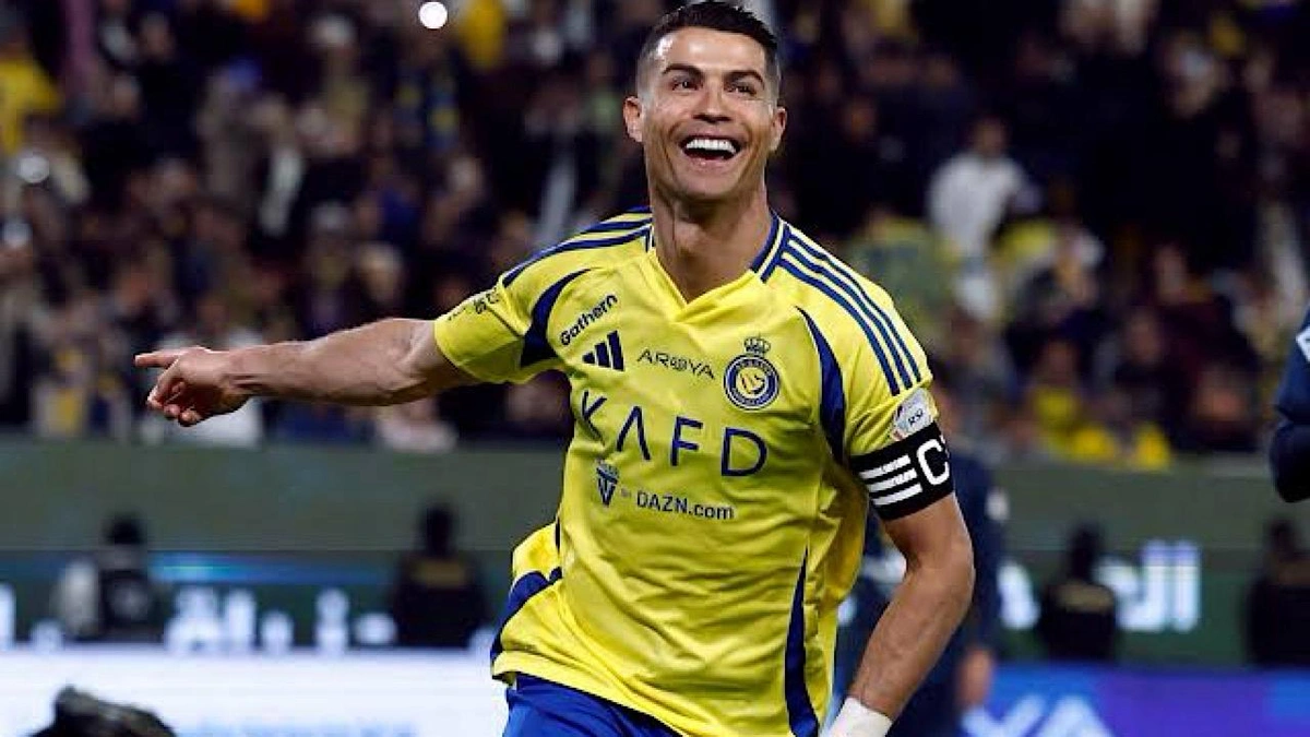 وعود إدارية تعيد الاستقرار للنصر وتقرب عودة رونالدو