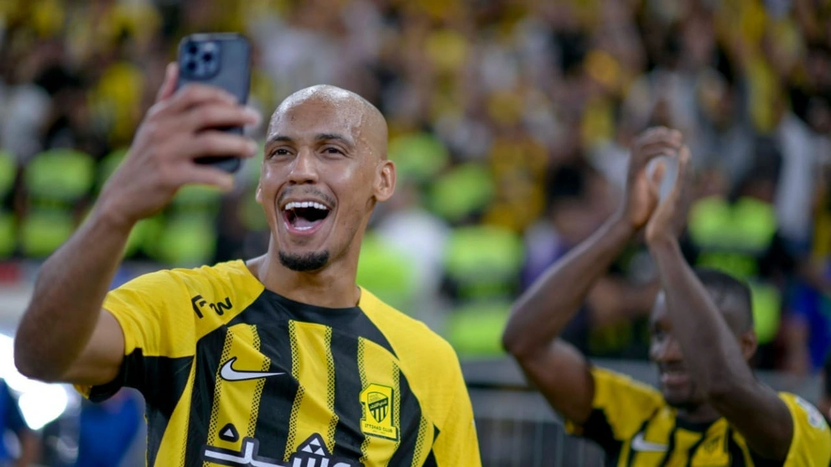 مستقبل لاعب الاتحاد فابينيو معلق حتى حسم بيع النادي