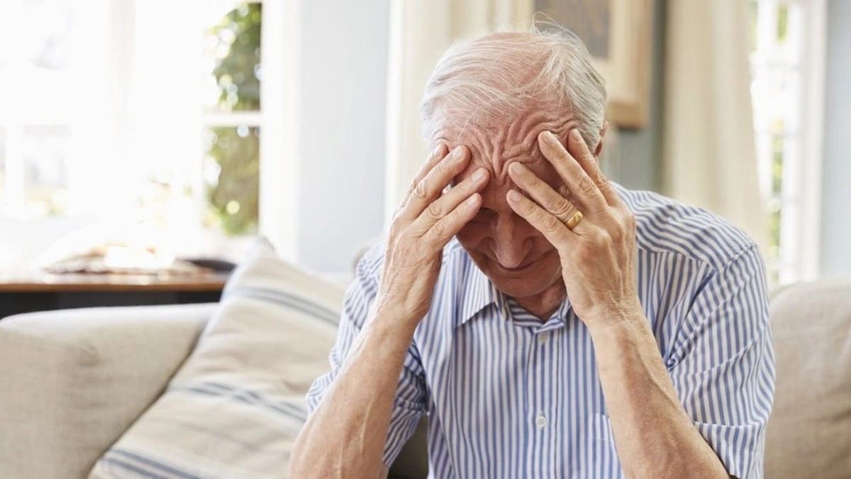 بكتيريا بالعين تشير إلى الإصابة بالزهايمر