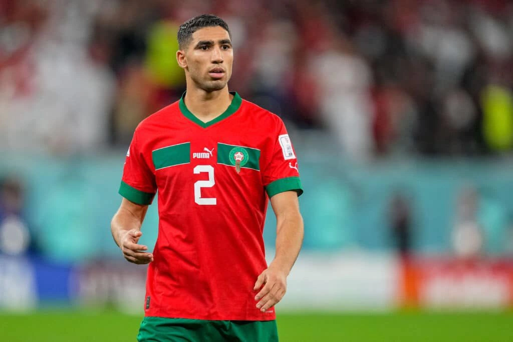 إيقاف أشرف حكيمي لمباراتين وعقوبات صارمة للأندية في الدوري الفرنسي