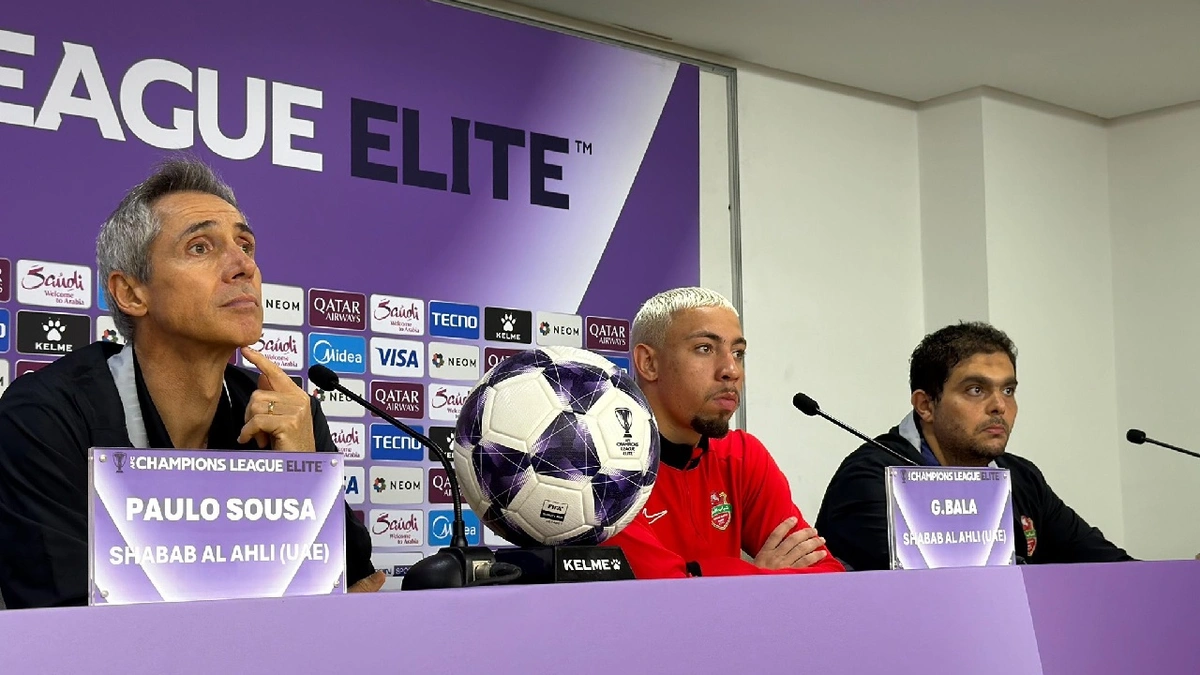 لاعب شباب الأهلي: كان هناك فرص كنا نستطيع استغلالها ونقتل المباراة