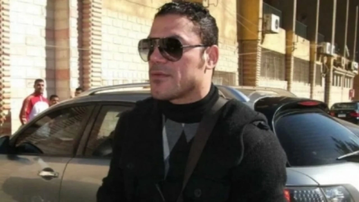 توقيف لاعب منتخب مصر السابق في مطار القاهرة قبل مغادرته البلاد