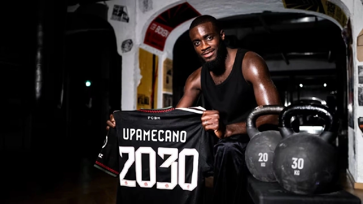 ميونيخ يجدد عقد أوباميكانو