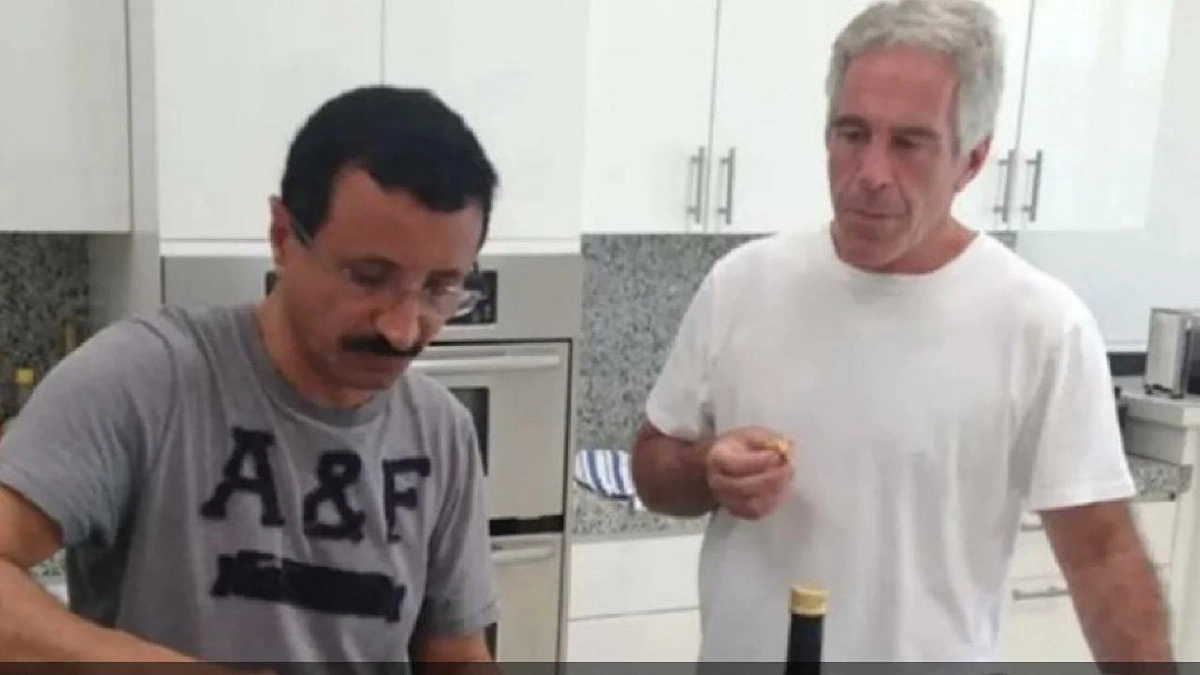 إعفاء رئيس موانئ دبي سلطان بن سليم من منصبه بسبب علاقته بإبستين