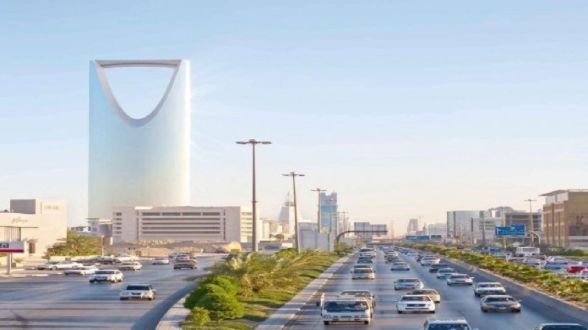 العصيمي: الطقس الدافئ مبكر وقد يعود البرد برمضان