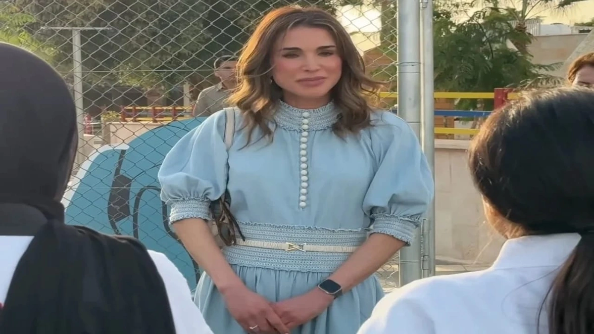 الملكة رانيا تخطف الأنظار بإطلالتها العصرية في سويسرا