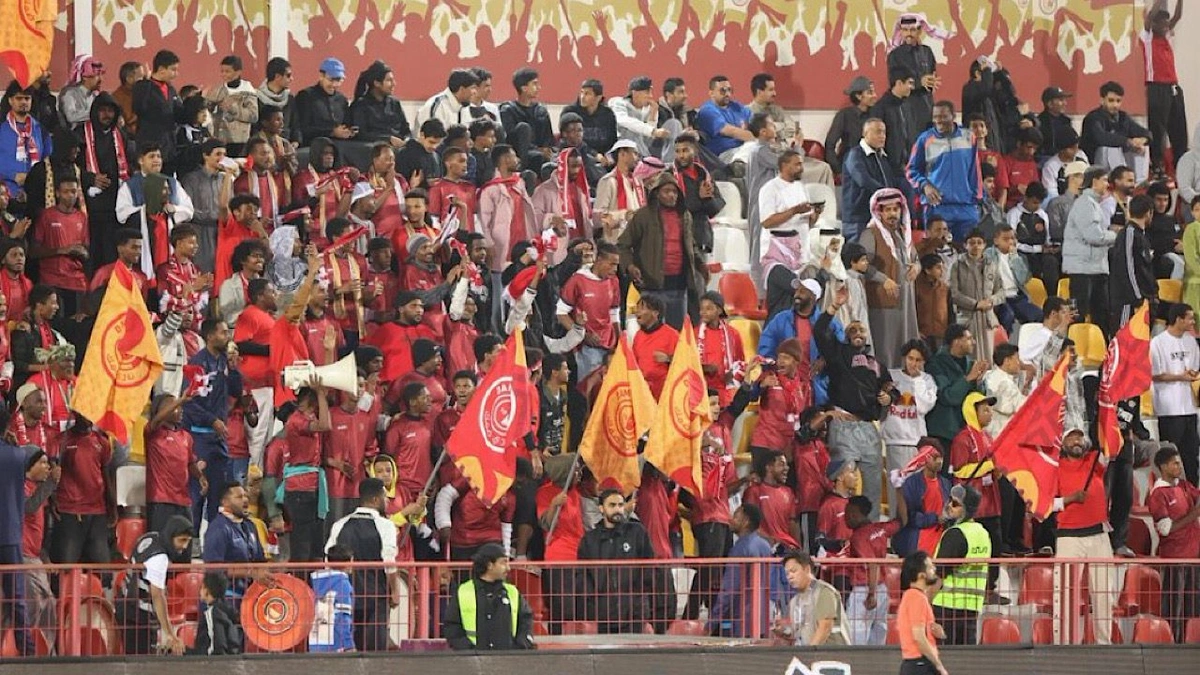 ضمك‬⁩ يفوز على ⁧‫التعاون‬⁩ بثنائية