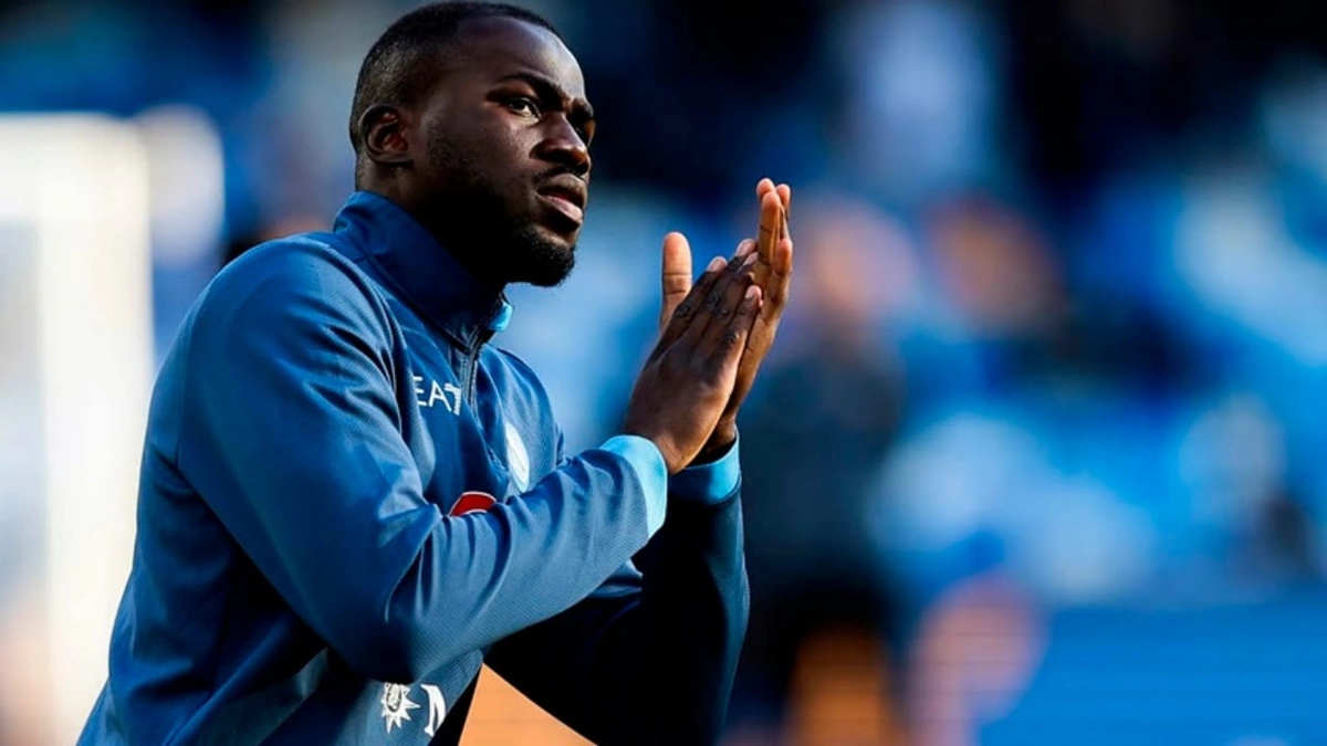 الهلال يبدأ رسميًا مفاوضات تجديد عقد كوليبالي