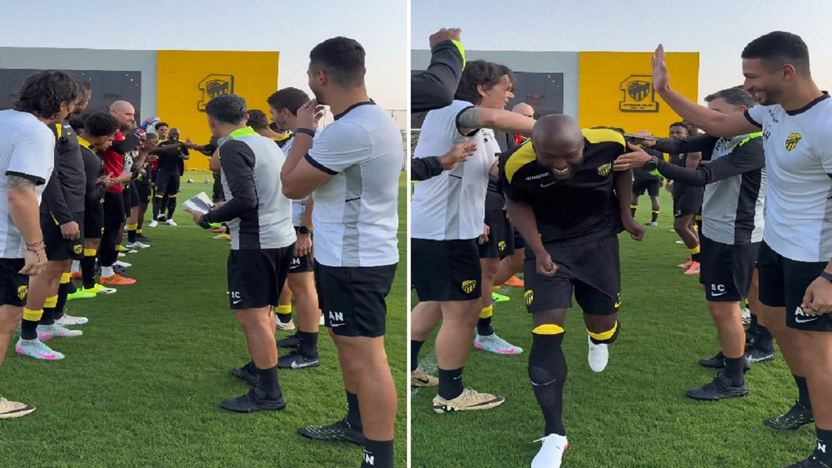 لاعبو الاتحاد يحييون بيريرا في التدريبات .. فيديو