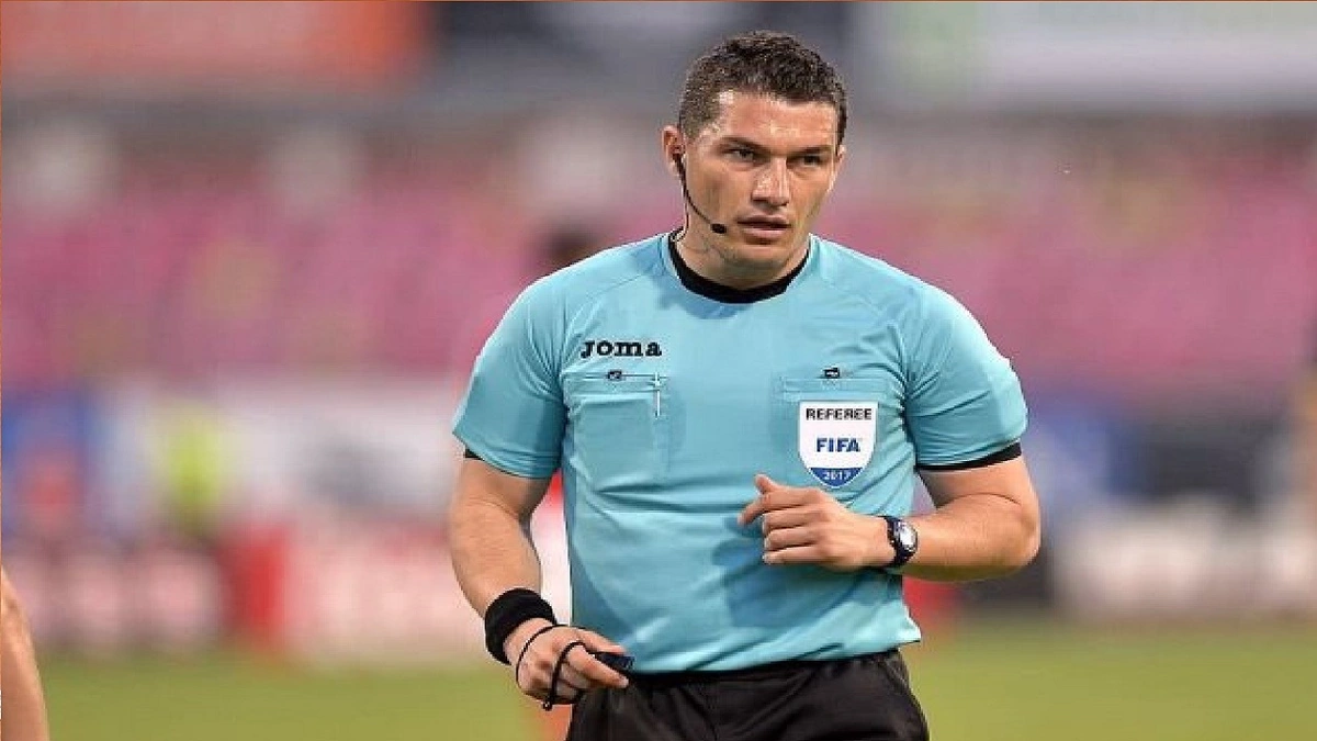 حكم روماني يقود مواجهة الهلال والاتفاق