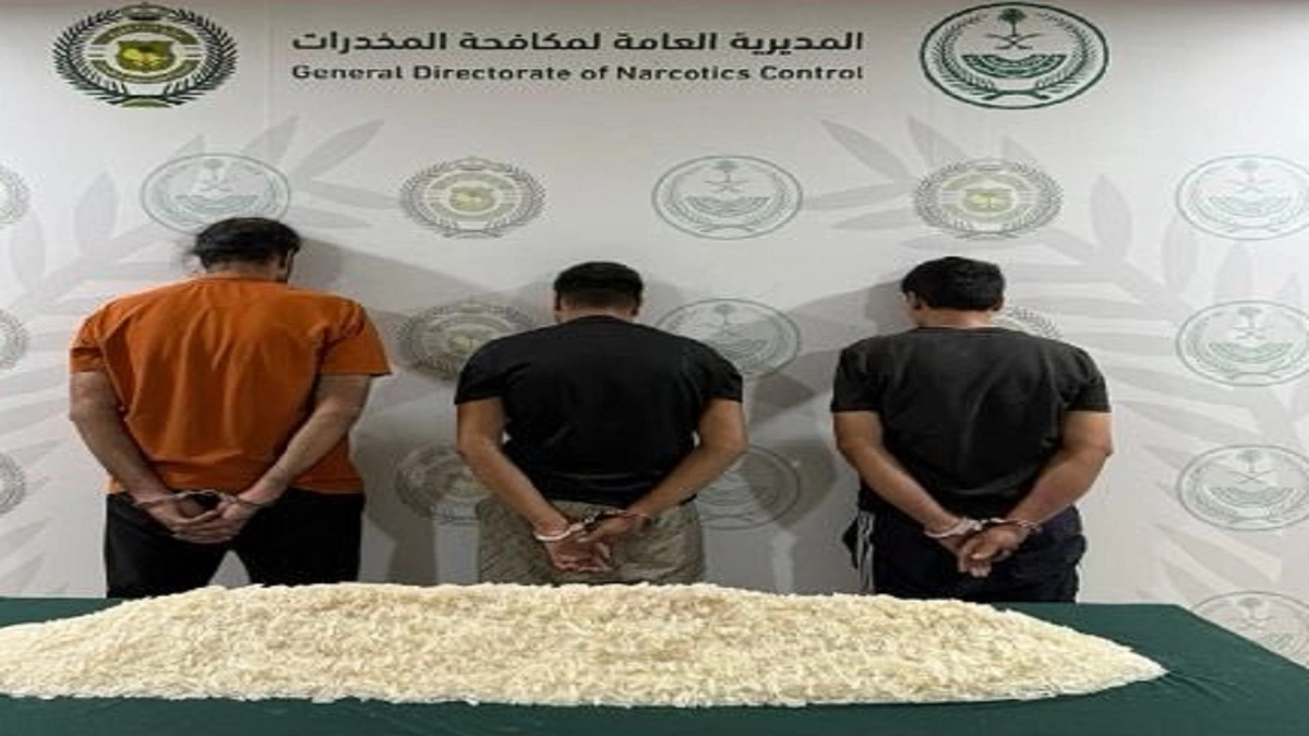 الإطاحة بـ 9 أشخاص لترويجهم مخدرات بجدة وعسير والمنطقة الشرقية