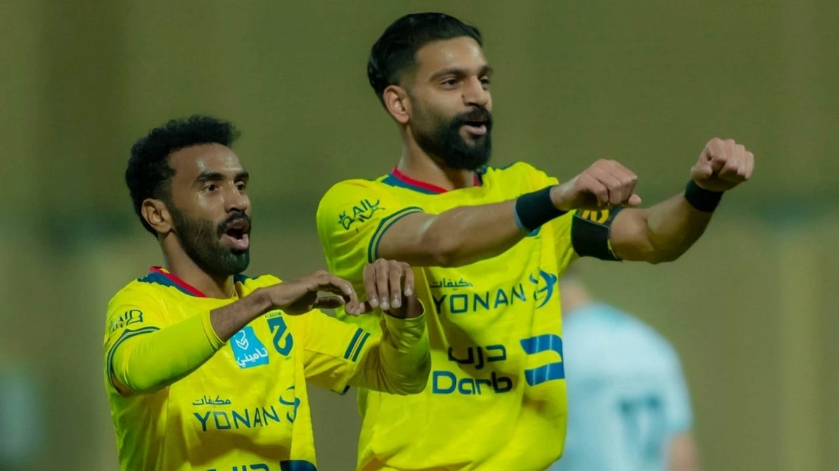 الحزم يهزم الأخدود بثنائية .. صور