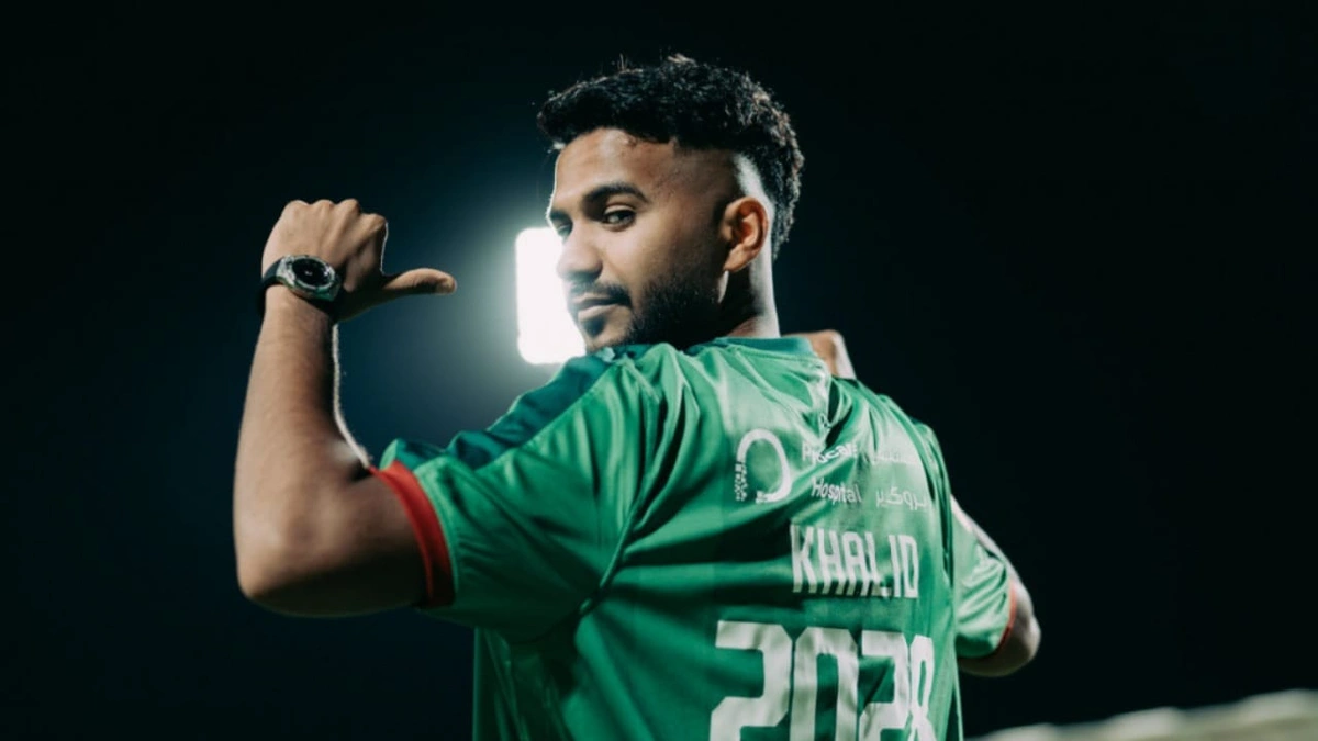 الغنام يهدد صدارة سالم الدوسري بعد تألقه مع الاتفاق