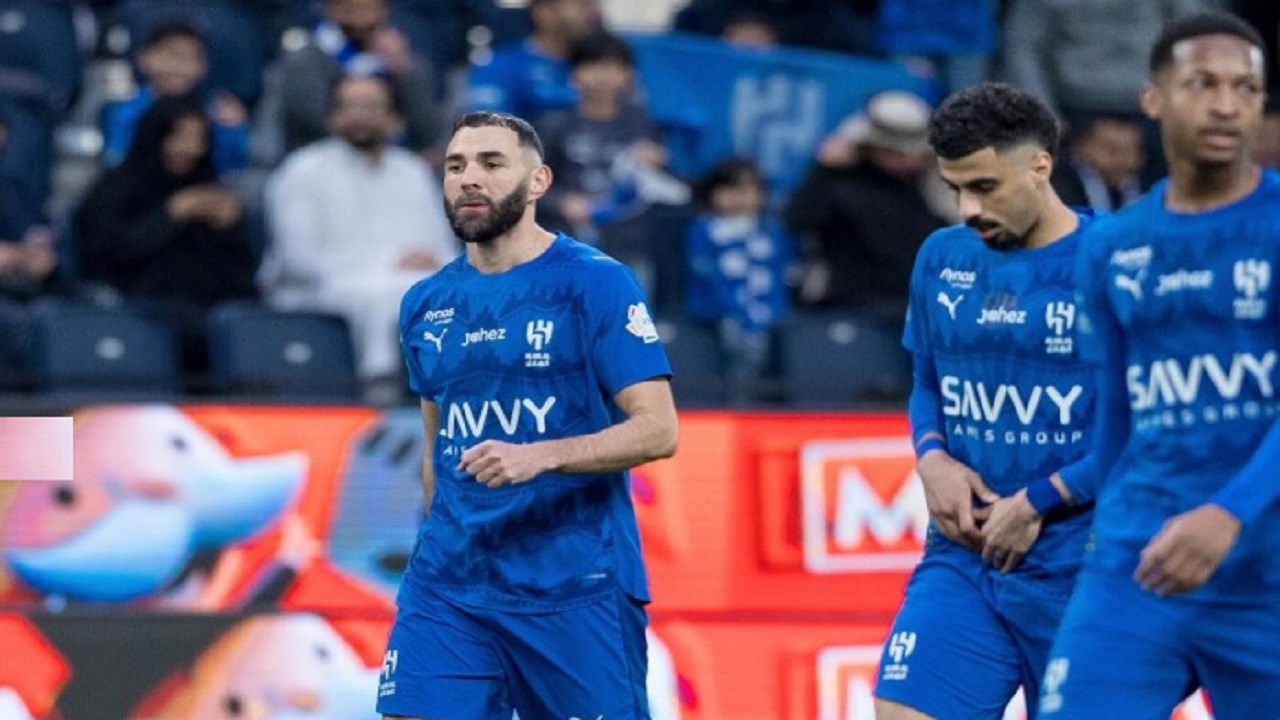 الزلال: بنزيما انسجم مع الهلال ومواجهة الأهلي القادمة اختبار حقيقي له.. فيديو