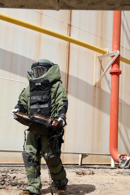 الحرس الوطني الكويتي ينجح في تدمير بقايا مسيرة سقطت بخزان وقود