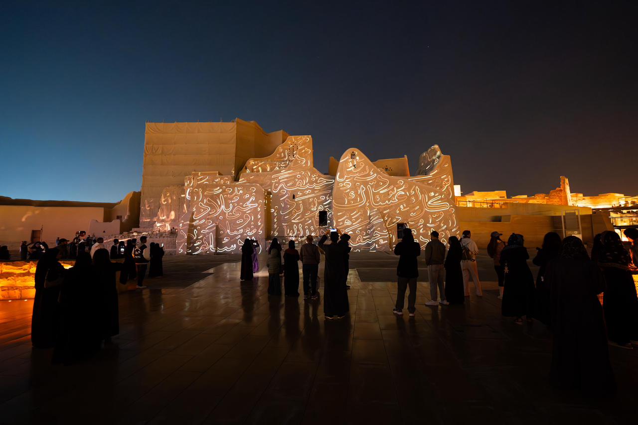 موسم الدرعية يرحب بزواره في عيد الفطر ببرامجه الثقافية وتجاربه المميزة..صور