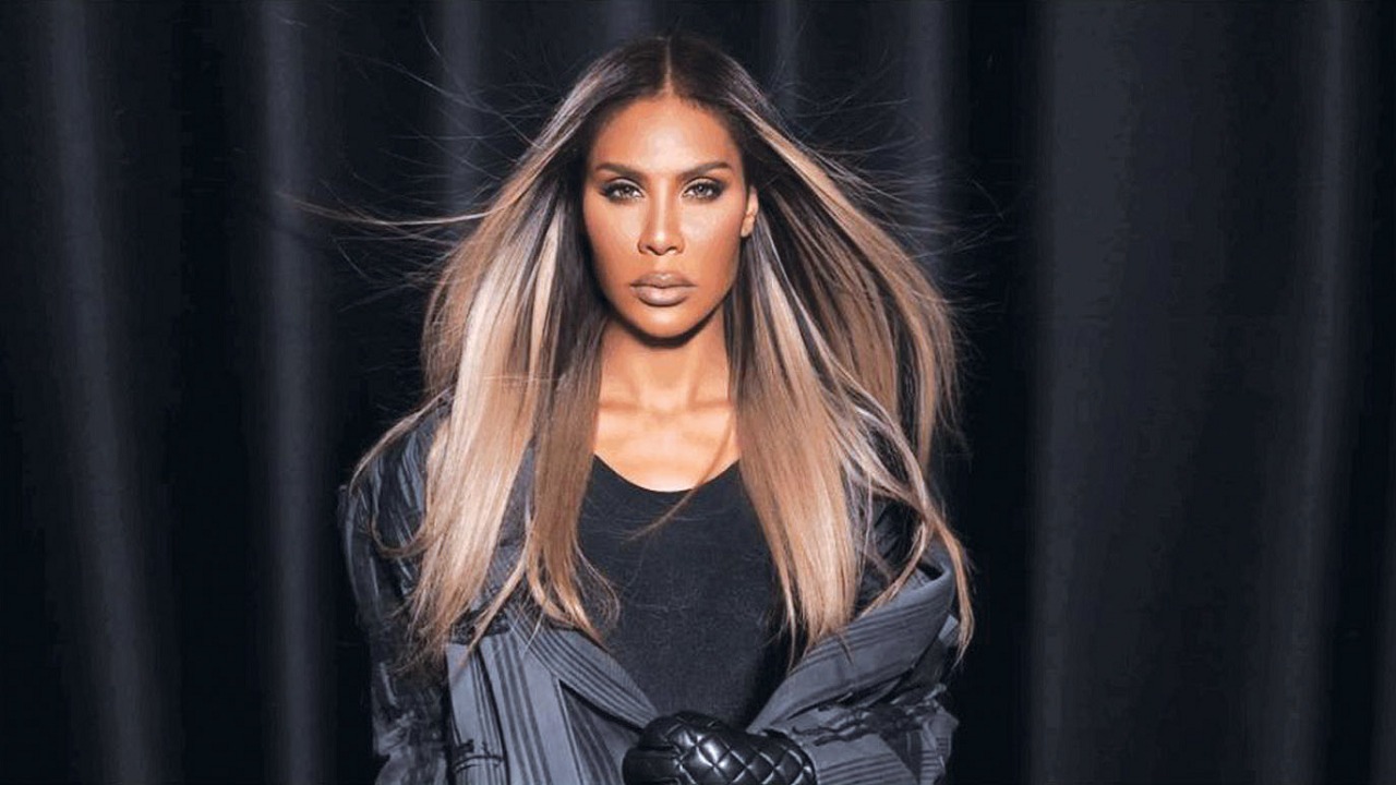 هند البحرينية تعاتب نجوم شارع الأعشى: زعلانة منكم واحد واحد.. فيديو