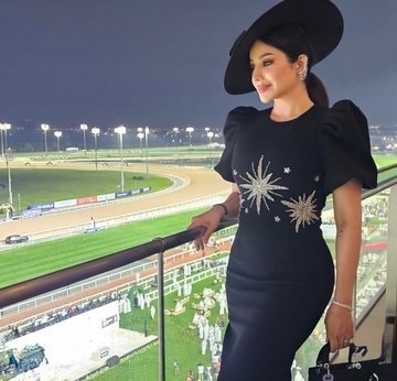 لجين عمران تتألق بإطلالة فاخرة في كأس دبي للخيول.. صور