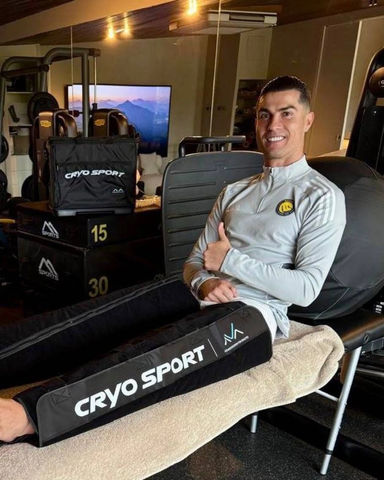 الكشف عن الجهاز المستخدم لعلاج إصابة رونالدو