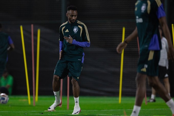 الهلال يعلن آخر تطورات إصابة بوابري والحربي