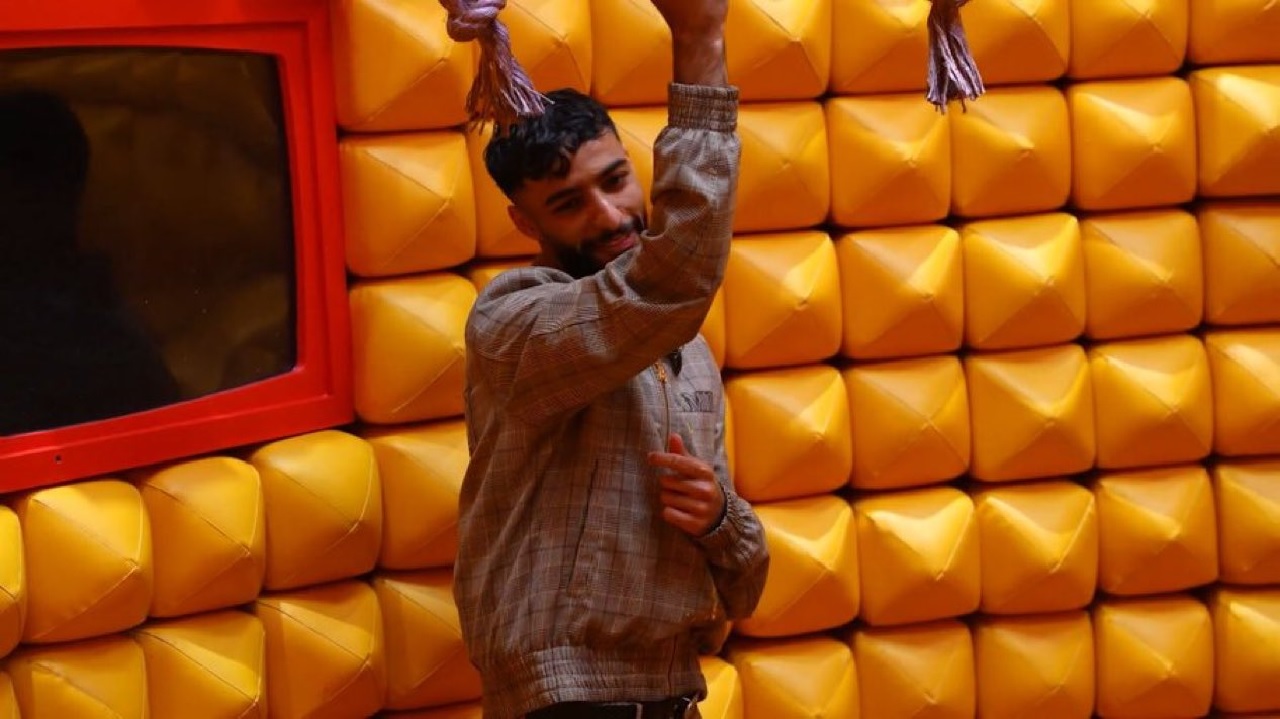 رامز جلال عن أبو الشامات: معانا بعبع المدافعين والحراس.. فيديو