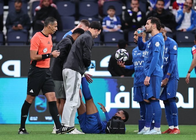 الهلال يمطر شباك النجمة برباعية